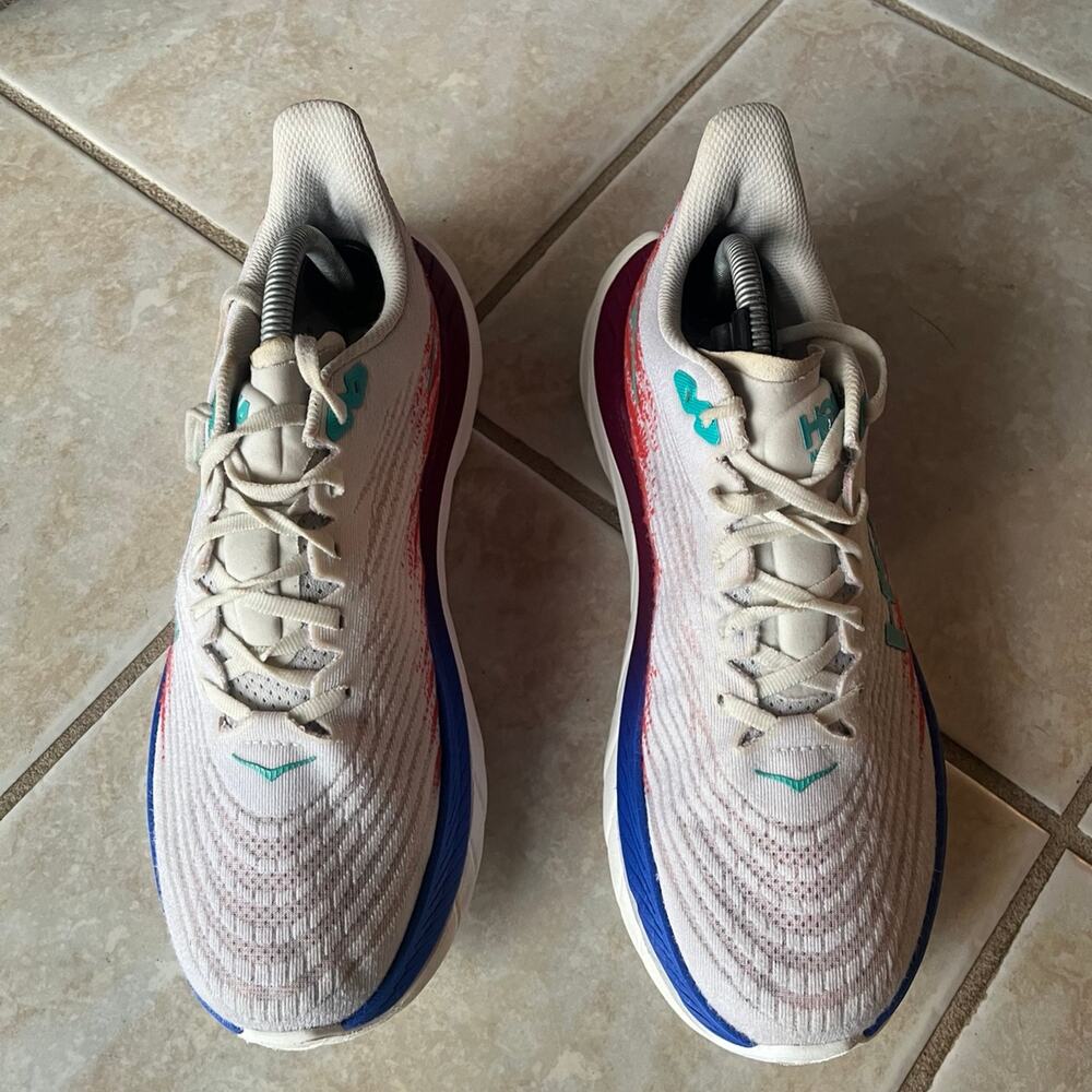 Hoka One Men’s shoes size 9D